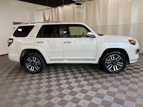 Used 2021 Toyota 4Runner Limited AWD/4WD image 15