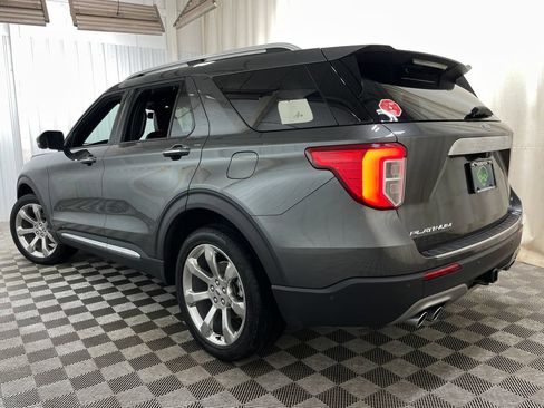 Used 2020 Ford Explorer Platinum w/ Premium Technology Package AWD/4WD image 51