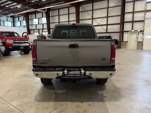 Used 2002 Ford F250 XLT AWD/4WD image 9