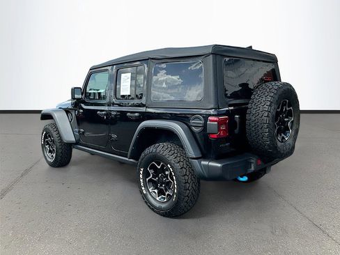Used 2022 Jeep Wrangler Unlimited Rubicon 4xe AWD/4WD image 5
