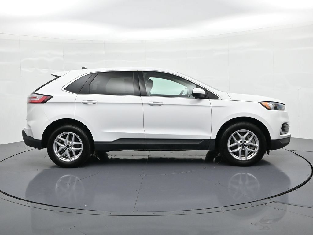 Certified 2024 Ford Edge SEL AWD/4WD image 5