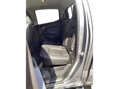 Used 2022 Chevrolet Colorado Z71 w/ Safety Package AWD/4WD image 11