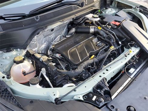 Used 2025 Chevrolet Trax ACTIV w/ Driver Confidence Package image 28