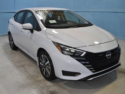 New 2025 Nissan Versa SV w/ Trunk Package