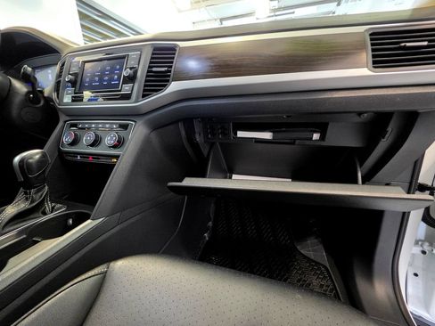 Used 2023 Volkswagen Atlas SE AWD/4WD image 62