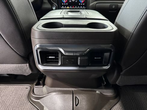 Certified 2022 GMC Sierra 3500 Denali AWD/4WD image 31