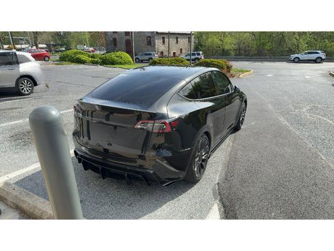 Used 2022 Tesla Model Y Performance AWD/4WD image 3
