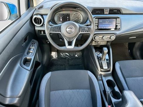 Used 2023 Nissan Versa SV image 19