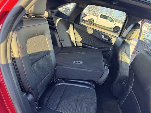 Used 2024 Ford Escape ST-Line image 31