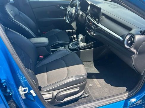 Used 2023 Kia Forte GT-Line w/ GT-Line Premium Package FWD image 18