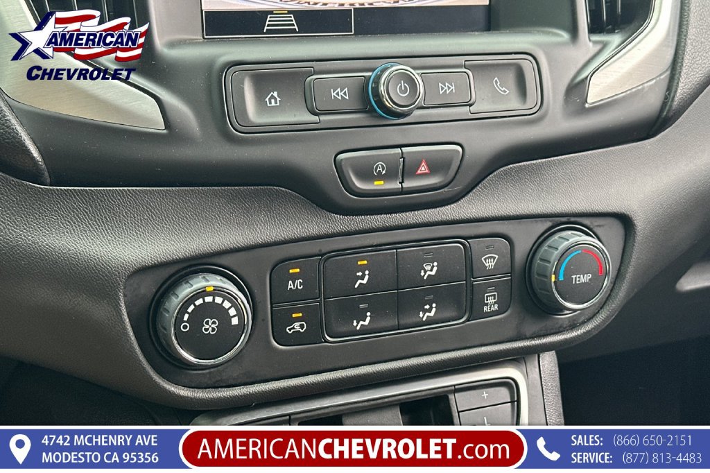 Used 2024 GMC Terrain SLE FWD image 28
