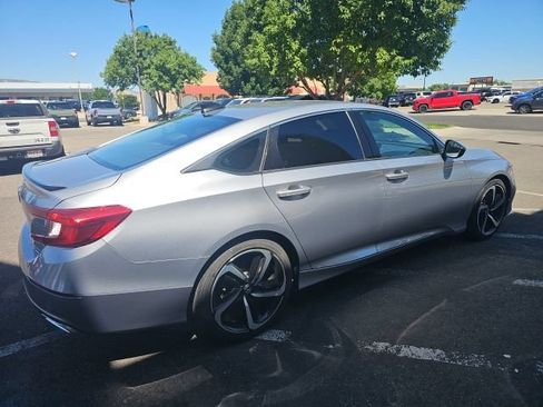 Used 2021 Honda Accord Sport Special Edition image 5