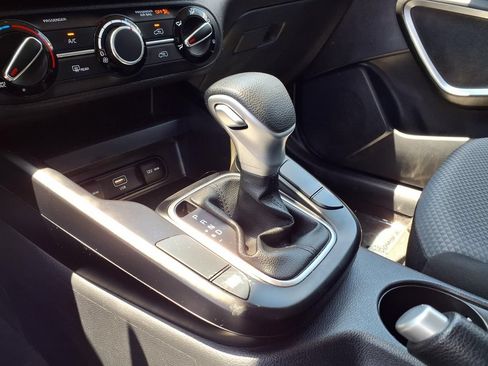 Certified 2023 Kia Soul LX w/ Option Group 015 FWD image 18