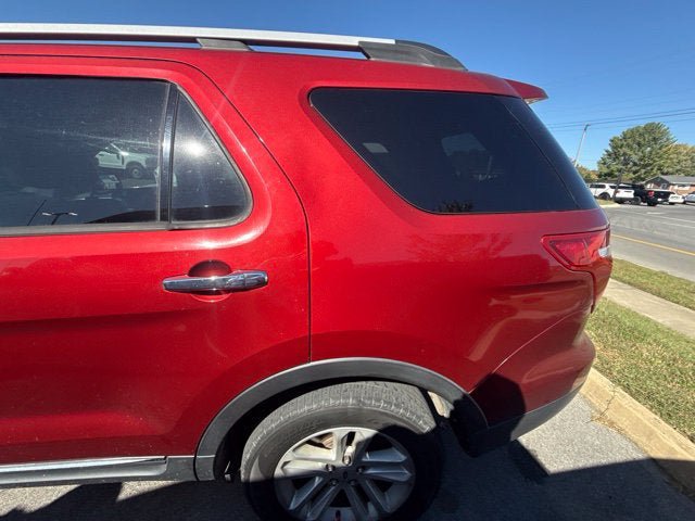 Used 2013 Ford Explorer XLT AWD/4WD image 9