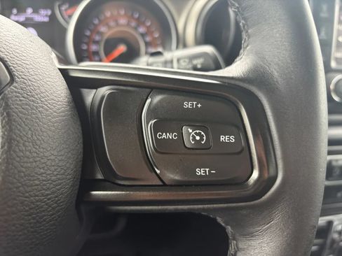Used 2019 Jeep Wrangler Unlimited Sport S AWD/4WD image 31