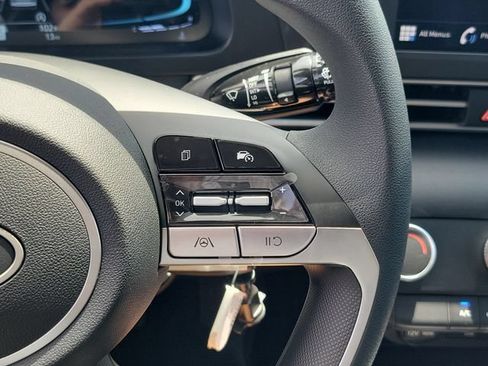 New 2026 Hyundai Elantra SE FWD image 8