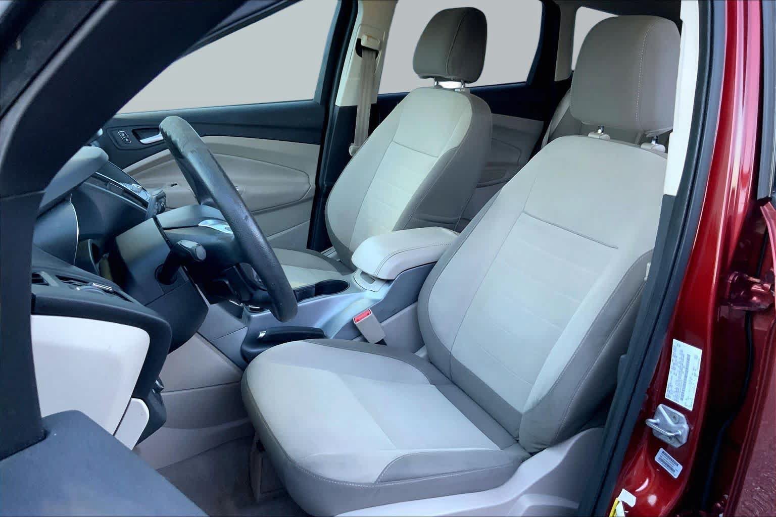 Used 2014 Ford Escape SE w/ Equipment Group 201A FWD image 7