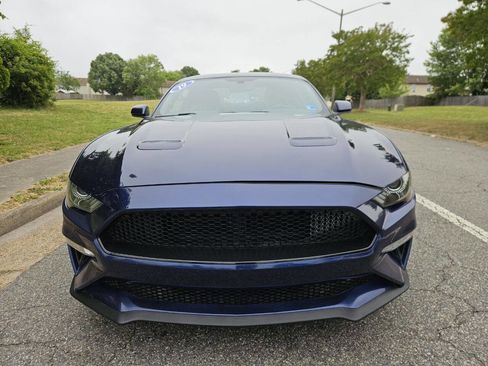 Used 2019 Ford Mustang GT w/ Black Accent Package RWD image 9