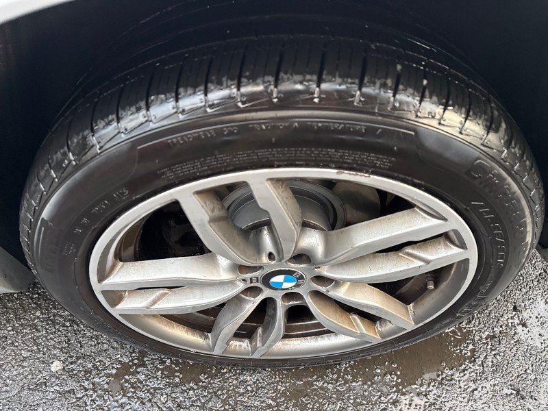 Used 2018 BMW X4 M40i AWD/4WD image 34