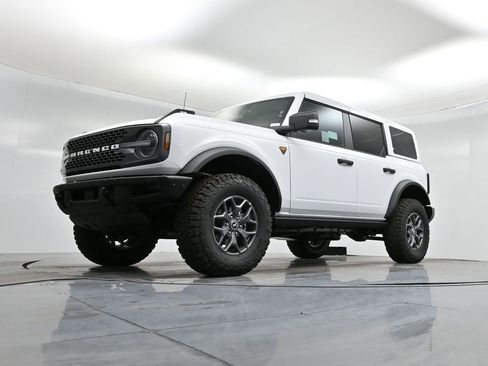 New 2025 Ford Bronco Badlands image 45