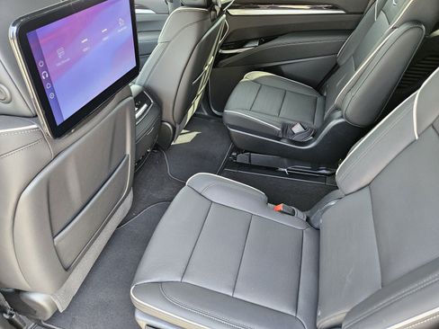 New 2026 Cadillac Escalade Luxury w/ Touring Package AWD/4WD image 20