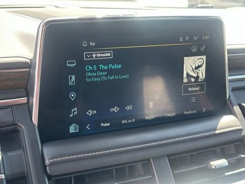 Certified 2023 Chevrolet Suburban Premier image 8