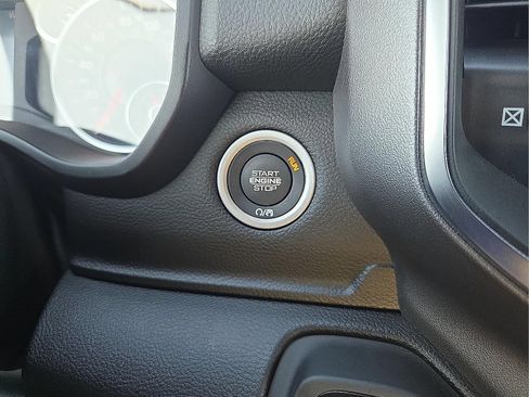 Used 2025 RAM 1500 Big Horn AWD/4WD image 20