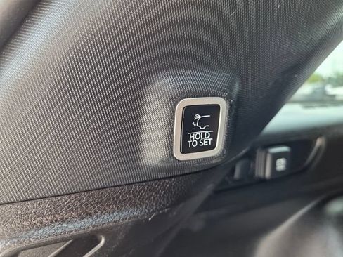Certified 2024 Jeep Grand Cherokee Altitude RWD image 10