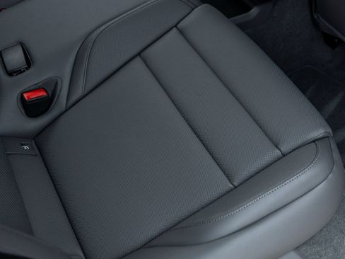 Certified 2025 Porsche Taycan AWD/4WD image 35