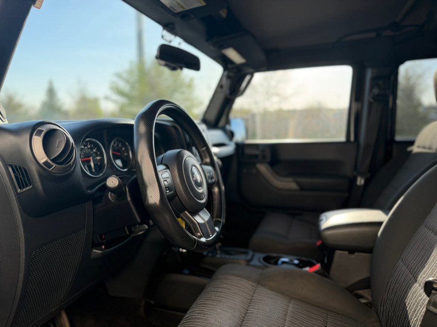 Used 2011 Jeep Wrangler Unlimited Sport AWD/4WD image 38