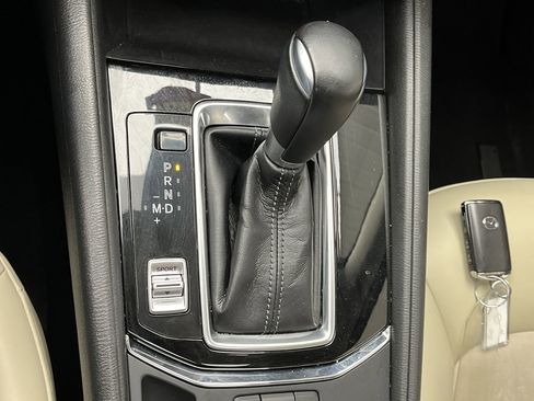 Used 2020 MAZDA CX-5 Touring image 23