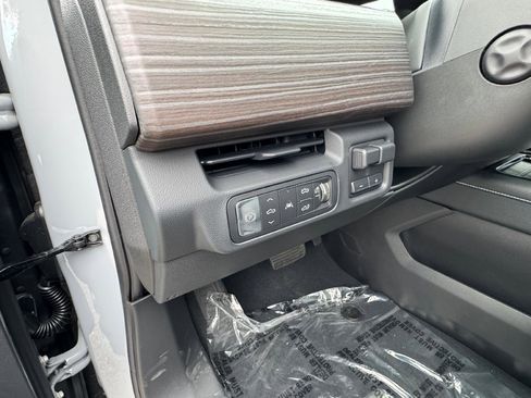 New 2025 GMC Sierra EV Denali image 20