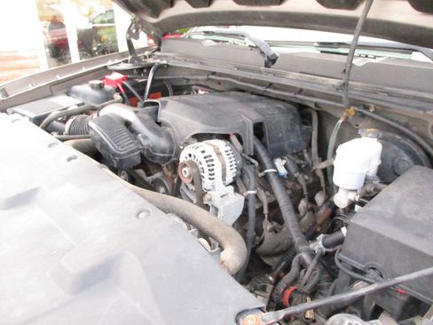 Used 2012 Chevrolet Silverado 1500 W/T image 32