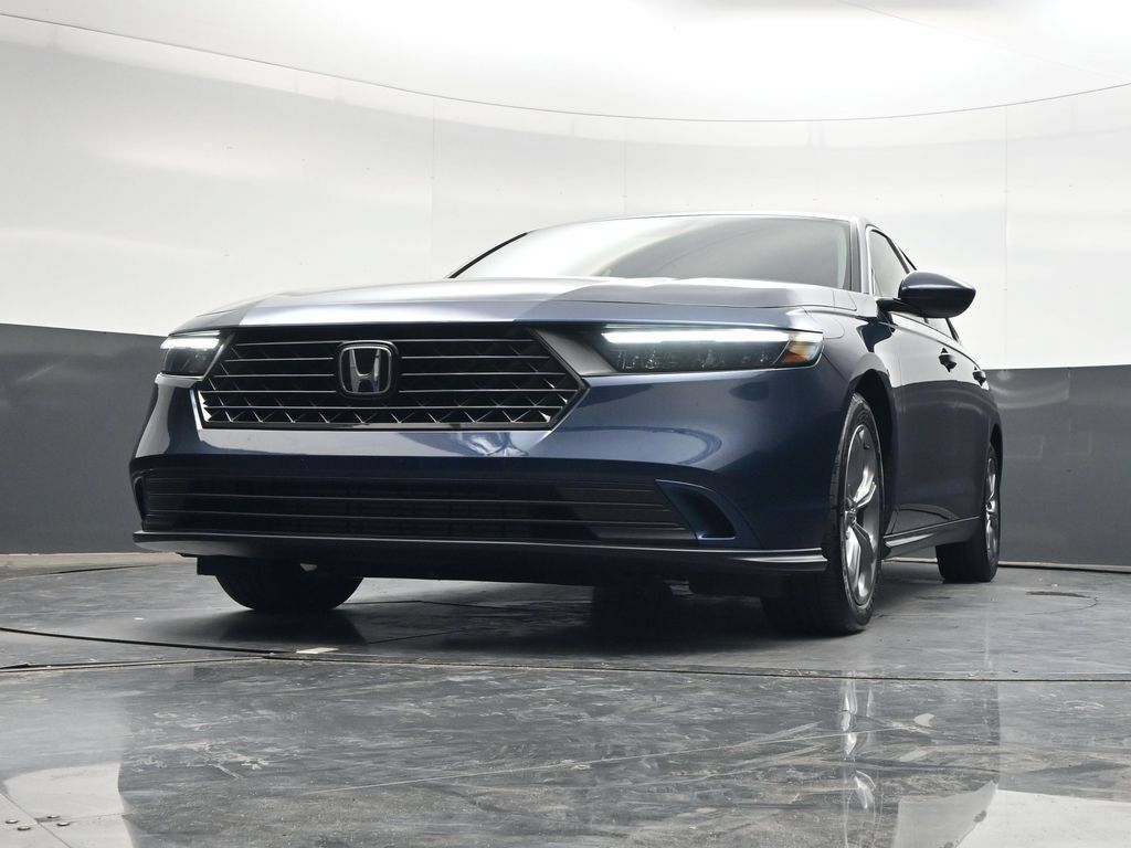 Certified 2024 Honda Accord EX image 28