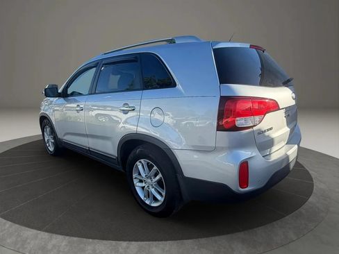Used 2015 Kia Sorento LX FWD image 7
