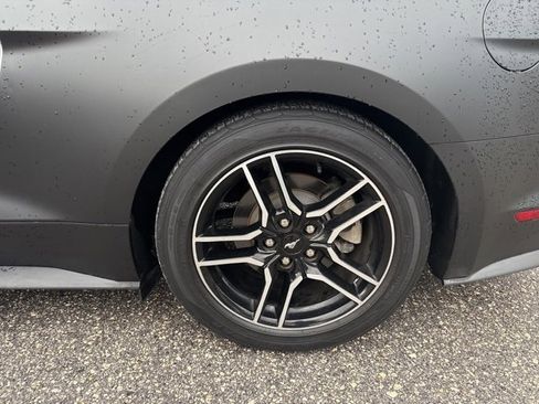 Used 2020 Ford Mustang Premium image 13