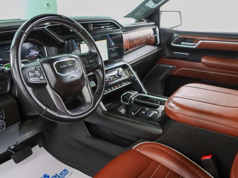 Used 2025 GMC Sierra 1500 Denali Ultimate image 28