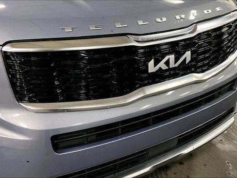 Used 2022 Kia Telluride EX w/ Towing Package image 29