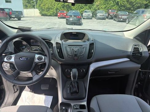 Used 2016 Ford Escape SE FWD image 28