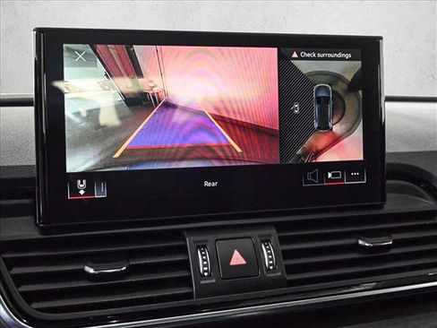 Used 2023 Audi Q5 2.0T Premium Plus w/ Premium Plus Package AWD/4WD image 14