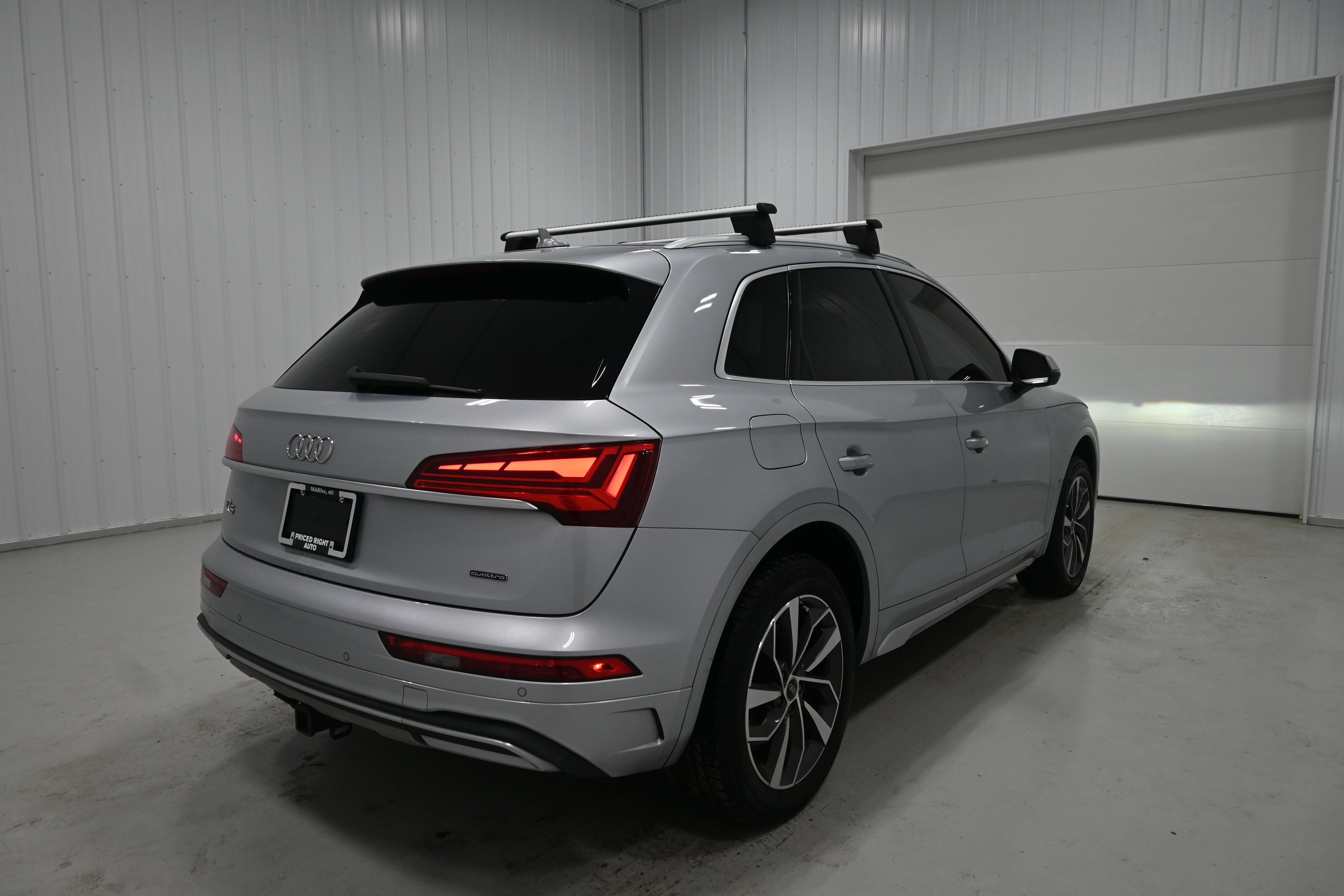 Used 2021 Audi Q5 2.0T Premium w/ Convenience Package AWD/4WD image 33