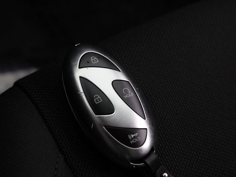 Certified 2026 Hyundai Santa Fe SE image 31