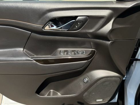 Used 2020 GMC Acadia AT4 AWD/4WD image 22