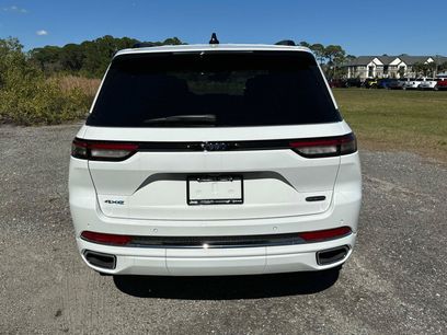 New 2024 Jeep Grand Cherokee Overland w/ Trailer Tow Package