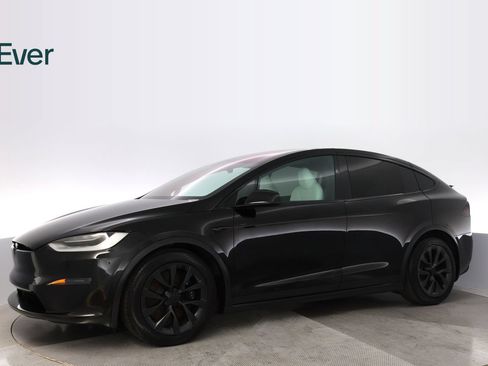 Used 2023 Tesla Model X AWD/4WD image 18