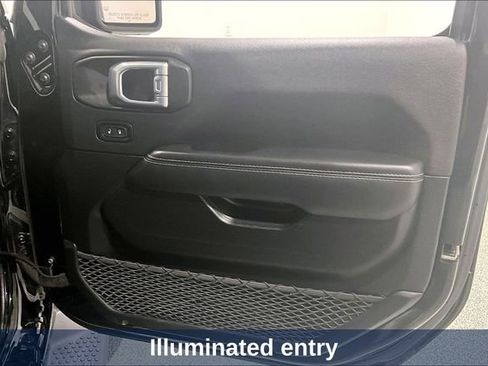 Used 2021 Jeep Wrangler Unlimited Sahara w/ Cold Weather Group AWD/4WD image 38