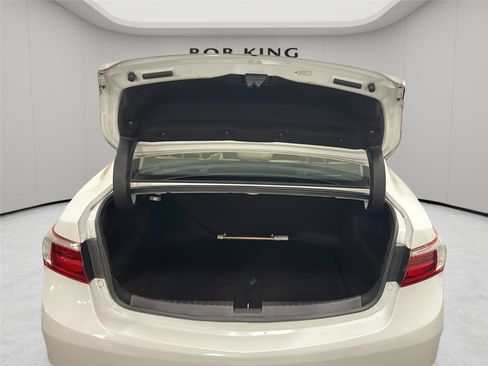 Used 2018 Acura ILX FWD image 12