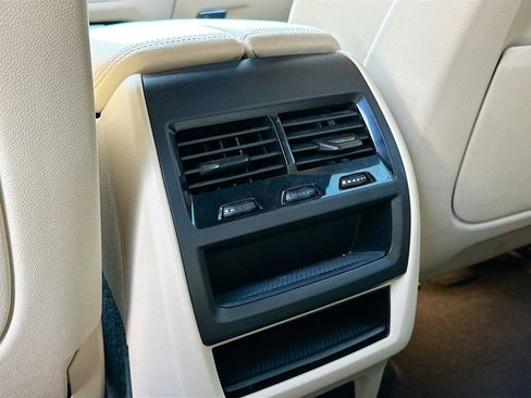 Used 2020 BMW X5 sDrive40i w/ Parking Assistance Package image 26