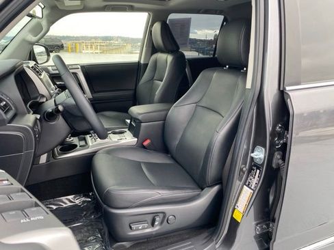 Used 2021 Toyota 4Runner Limited image 18