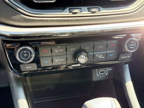 New 2026 Jeep Compass Trailhawk AWD/4WD image 16